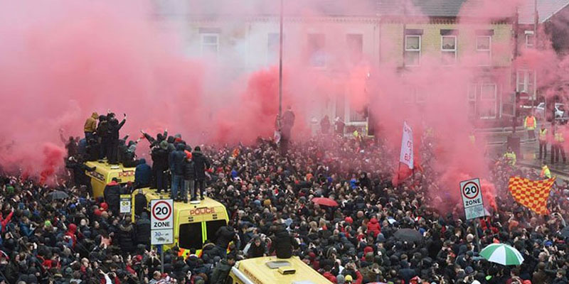 Fans Liverpool Gagal Berangkat Menuju Ke Ukraina Kiev